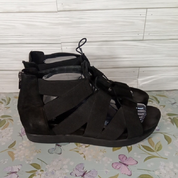 Eileen Fisher Black Strappy Sandals Link Open Toe Platform Black Womens 11 - Picture 1 of 7